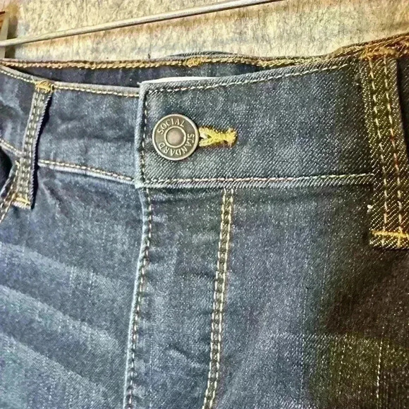 Social Standard by Sanctuary High-Rise Skinny Jeans - Size 8/29 - Picture 2 of 7